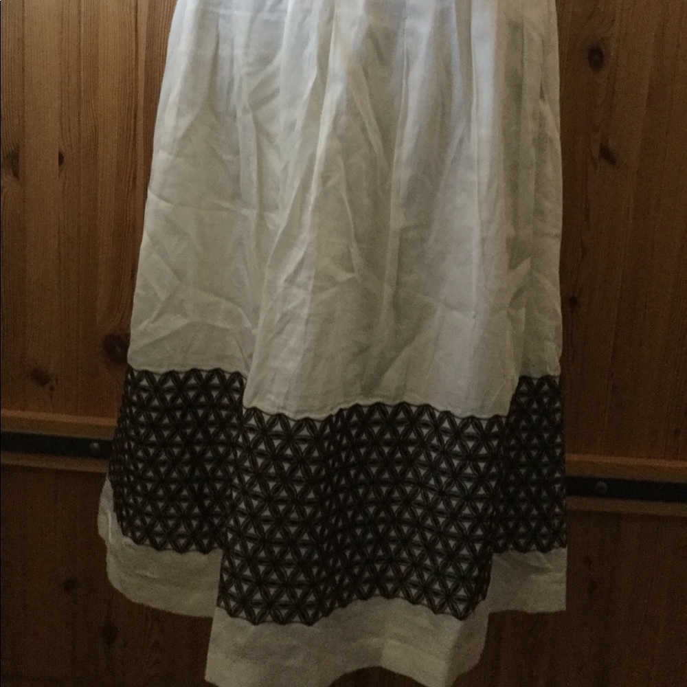 Calf length skirt
